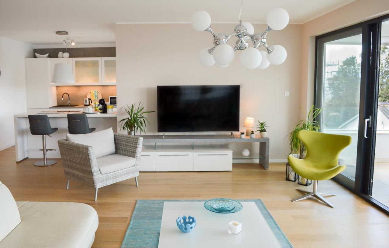 Rova Apartment Malinska Exterior photo
